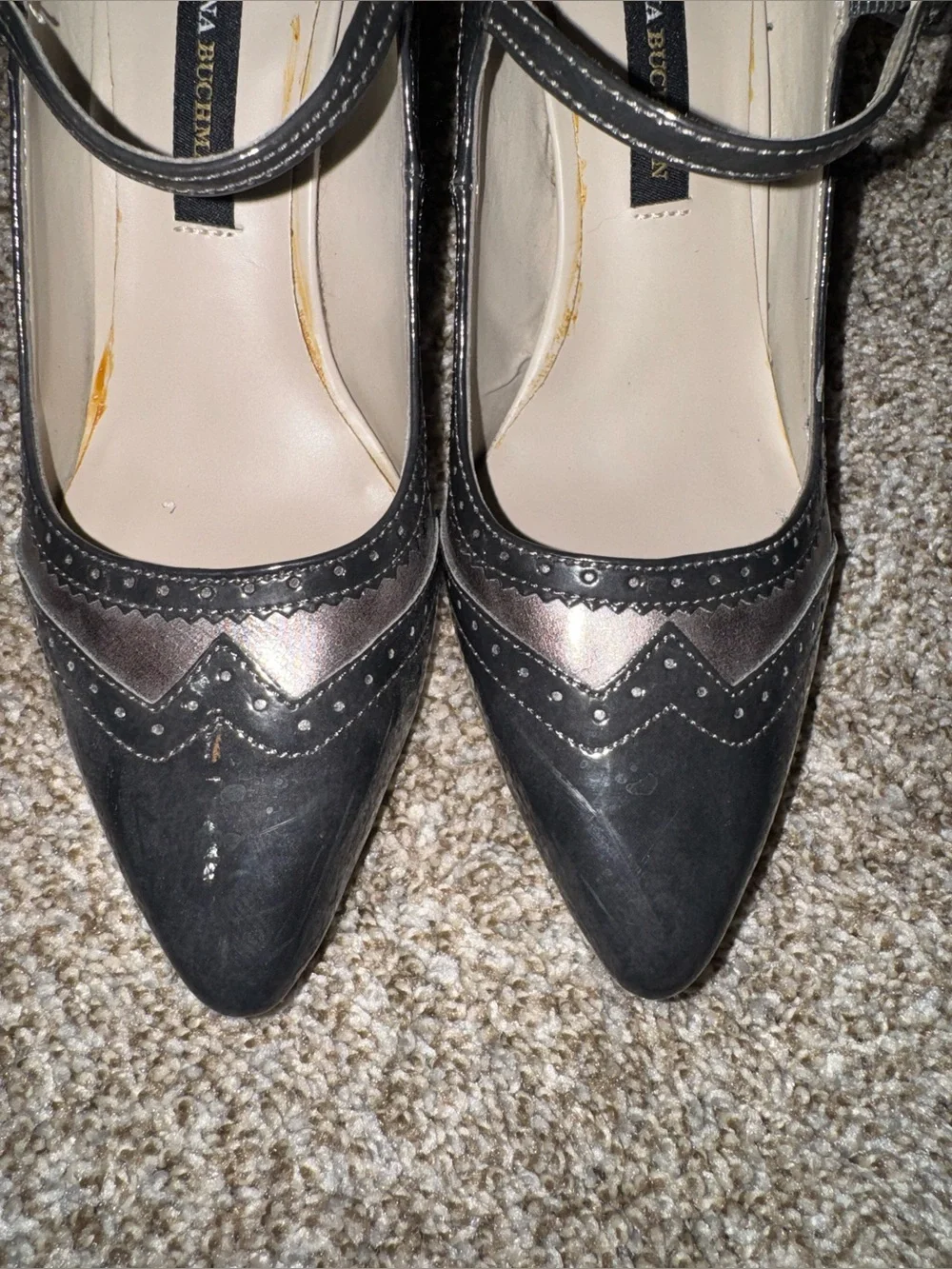 Dana Buchman Kourtney Badger Grey Oxford Mary Jane Heels